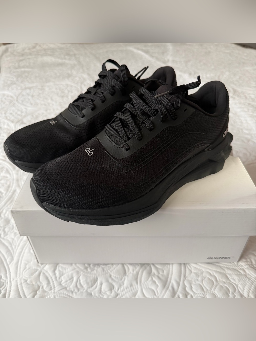 ALO Yoga Black Performance Running Shoes
